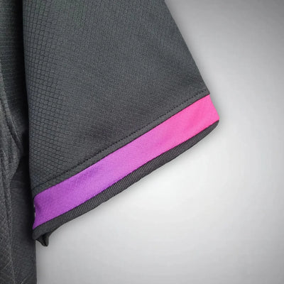 PSG "Paris Noir"
Premium Kit