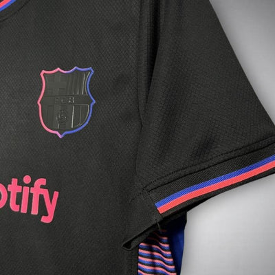 FC Barcelona
"Regalia" Premium
Kit