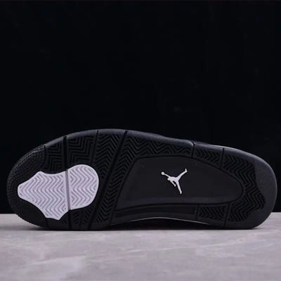"J4" Sneaker