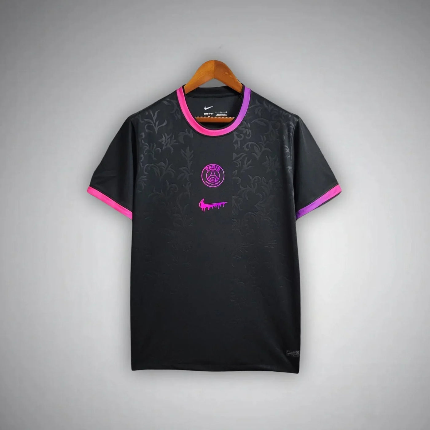 PSG "Paris Noir"
Premium Kit