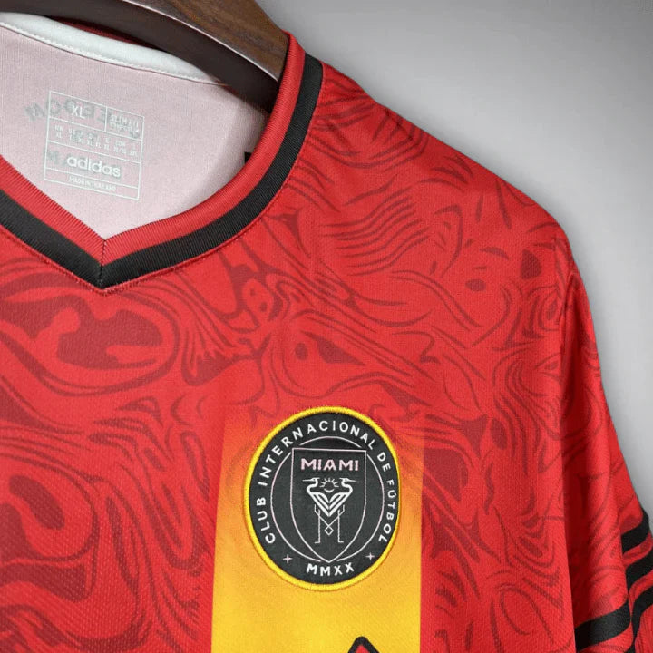 Inter Miami "Tropical
Vibe" Premium Kit